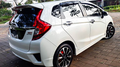 2017 Honda Jazz RS CVT - Mobil Pilihan (s-3) 2017 Honda Jazz RS CVT - Mobil Pilihan (s-3)