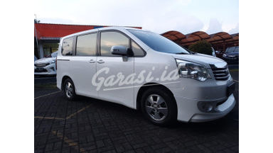 2013 Toyota Nav1 V - Like New Tdp Rendah 2013 Toyota Nav1 V - Like New Tdp Rendah