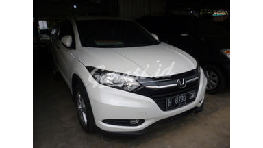 2015 Honda HR-V E - TERAWAT MULUS 2015 Honda HR-V E - TERAWAT MULUS
