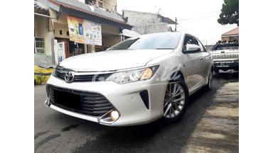2015 Toyota Camry V - Mobil Pilihan 2015 Toyota Camry V - Mobil Pilihan