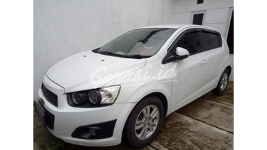 2013 Chevrolet Aveo LT - KM Rendah Siap Luar Kota 2013 Chevrolet Aveo LT - KM Rendah Siap Luar Kota