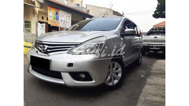 2014 Nissan Grand Livina XV - Mobil Pilihan 2014 Nissan Grand Livina XV - Mobil Pilihan
