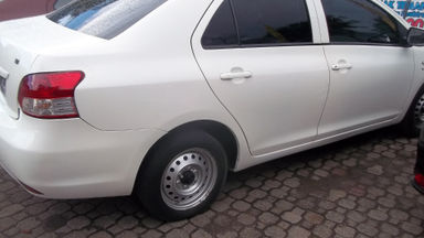 2012 Toyota Limo E - Kondisi prima, siap pakai (s-6) 2012 Toyota Limo E - Kondisi prima, siap pakai (s-6)