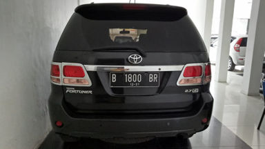 2006 Toyota Fortuner G luxury - Kondisi terawat, siap pakai. (s-4) 2006 Toyota Fortuner G luxury - Kondisi terawat, siap pakai. (s-4)