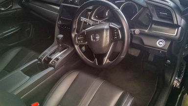 2018 Honda Civic VTEC Turbo - Mobil Pilihan (s-4) 2018 Honda Civic VTEC Turbo - Mobil Pilihan (s-4)