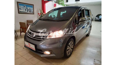 2014 Honda Freed E PSD AT - Good Condition 2014 Honda Freed E PSD AT - Good Condition