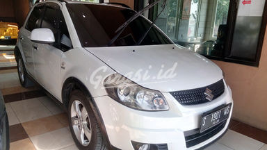 2011 Suzuki Sx4 X-Over VVT - Surat Lengkap Siap Pakai 2011 Suzuki Sx4 X-Over VVT - Surat Lengkap Siap Pakai