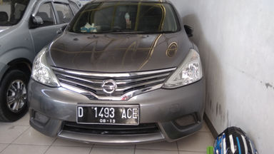 2014 Nissan Grand Livina . - Mulus Terawat 2014 Nissan Grand Livina . - Mulus Terawat