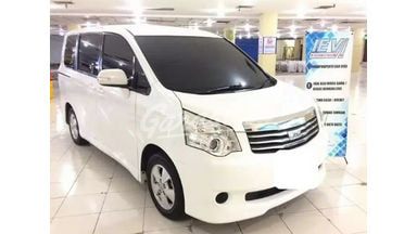 2013 Toyota Nav1 G Luxury - Nyaman, mewah, kondisi istimewa 2013 Toyota Nav1 G Luxury - Nyaman, mewah, kondisi istimewa