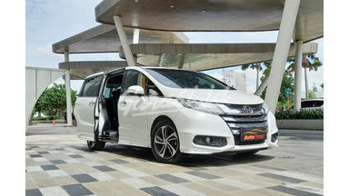 2015 Honda Odyssey E 2015 Honda Odyssey E