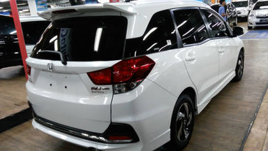 2015 Honda Mobilio rs - Putih mulus langsung gas (s-5) 2015 Honda Mobilio rs - Putih mulus langsung gas (s-5)