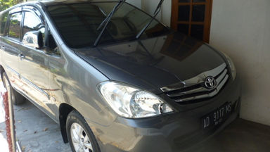 Jual Mobil  Bekas 2010  Toyota Kijang Innova  G Surakarta 