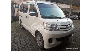 2011 Daihatsu Luxio M - Istimewa Siap Pakai 2011 Daihatsu Luxio M - Istimewa Siap Pakai