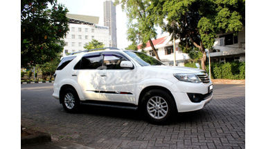 2012 Toyota Fortuner G Dsl - Jual Murah Pajak panjang 2012 Toyota Fortuner G Dsl - Jual Murah Pajak panjang