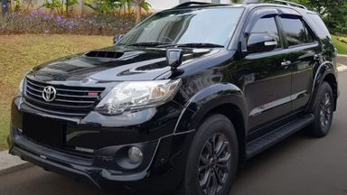 2015 Toyota Fortuner G VNT TRD - Mobil Pilihan 2015 Toyota Fortuner G VNT TRD - Mobil Pilihan