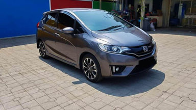 2017 Honda Jazz RS - Mobil Pilihan (s-1) 2017 Honda Jazz RS - Mobil Pilihan (s-1)