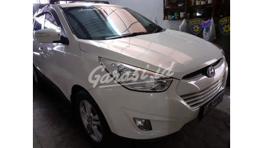 2011 Hyundai Tucson R - Bekas Berkualitas 2011 Hyundai Tucson R - Bekas Berkualitas