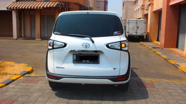 2017 Toyota Sienta V - ada service record bengkel toyota (s-2) 2017 Toyota Sienta V - ada service record bengkel toyota (s-2)