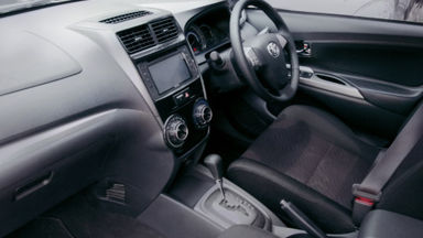 2016 Toyota Avanza Veloz - Mobil Pilihan (s-7) 2016 Toyota Avanza Veloz - Mobil Pilihan (s-7)