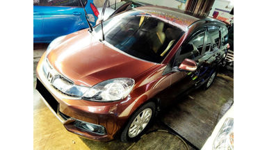 2015 Honda Mobilio E - Mobil Pilihan 2015 Honda Mobilio E - Mobil Pilihan