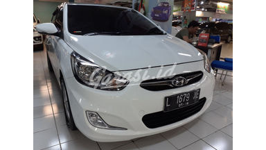 2013 Hyundai Grand Avega GL - Mulus Terawat 2013 Hyundai Grand Avega GL - Mulus Terawat