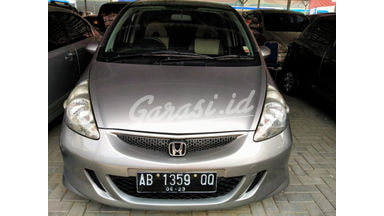 2005 Honda Jazz VTEC - Terawat Siap Pakai 2005 Honda Jazz VTEC - Terawat Siap Pakai