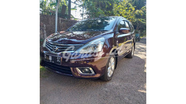 2013 Nissan Grand Livina XV 2013 Nissan Grand Livina XV