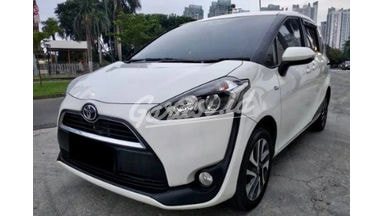 2017 Toyota Sienta V - Mobil Pilihan 2017 Toyota Sienta V - Mobil Pilihan