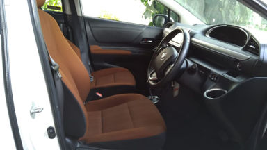 2016 Toyota Sienta Q - FREE SERVICE DAN OLI 1 TAHUN DI ALL AUTO2000 (s-6) 2016 Toyota Sienta Q - FREE SERVICE DAN OLI 1 TAHUN DI ALL AUTO2000 (s-6)