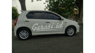 2014 Toyota Etios Valco G 2014 Toyota Etios Valco G