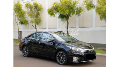 2015 Toyota Corolla Altis v - Mobil Pilihan 2015 Toyota Corolla Altis v - Mobil Pilihan