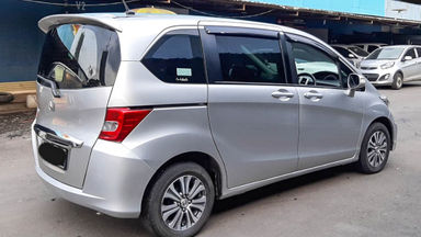 2014 Honda Freed PSD - Mobil Pilihan (s-3) 2014 Honda Freed PSD - Mobil Pilihan (s-3)