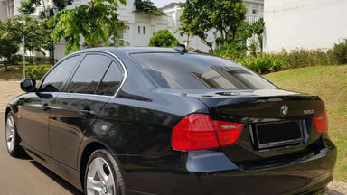2012 BMW 3 Series 320i Executive - E 90 LCI (s-6) 2012 BMW 3 Series 320i Executive - E 90 LCI (s-6)