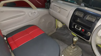 2012 Hino Dutro 300 BOX ICE - Siap Pakai (s-4) 2012 Hino Dutro 300 BOX ICE - Siap Pakai (s-4)