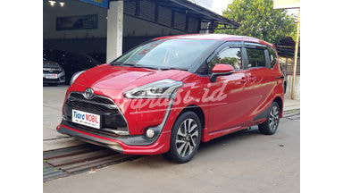 2018 Toyota Sienta Q CVT 2018 Toyota Sienta Q CVT