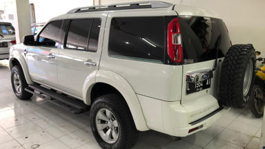 2010 Ford New Everest 2.5 L XLT - istimewa putih (s-4) 2010 Ford New Everest 2.5 L XLT - istimewa putih (s-4)
