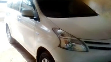 2014 Toyota Avanza E - Pemakaian pribadi, bukan online 2014 Toyota Avanza E - Pemakaian pribadi, bukan online