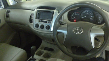 2012 Toyota Kijang Innova G - Kondisi Ok & Terawat (s-4) 2012 Toyota Kijang Innova G - Kondisi Ok & Terawat (s-4)