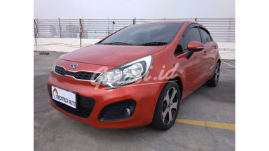 2013 KIA Rio SE - Mulus Terawat Siap Pakai 2013 KIA Rio SE - Mulus Terawat Siap Pakai