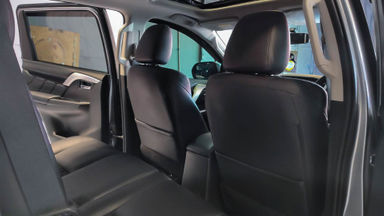 2018 Mitsubishi Pajero Sport Dakar - Mobil Pilihan (s-5) 2018 Mitsubishi Pajero Sport Dakar - Mobil Pilihan (s-5)