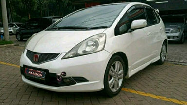 2008 Honda Jazz RS - istimewa (s-2) 2008 Honda Jazz RS - istimewa (s-2)