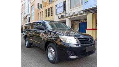 2013 Toyota Hilux Single Cabin - Kondisi Istimewa Full Original Bisa Kredit 2013 Toyota Hilux Single Cabin - Kondisi Istimewa Full Original Bisa Kredit