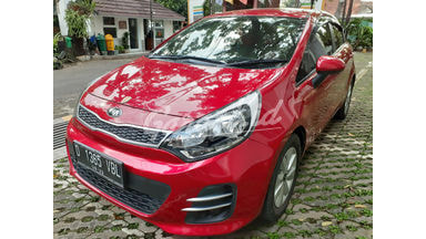 2016 KIA Rio 2016 KIA Rio