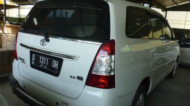 2012 Toyota Kijang Innova G - Kondisi Ok & Terawat (s-8) 2012 Toyota Kijang Innova G - Kondisi Ok & Terawat (s-8)