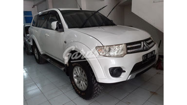2015 Mitsubishi Pajero Sport GLX 2015 Mitsubishi Pajero Sport GLX