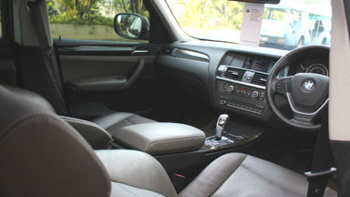 2014 BMW X3 XDRIVE - GOOD CONDITION TERAWAT,MULUS,INTERIOR OKE & SANGAT APIK (s-7) 2014 BMW X3 XDRIVE - GOOD CONDITION TERAWAT,MULUS,INTERIOR OKE & SANGAT APIK (s-7)