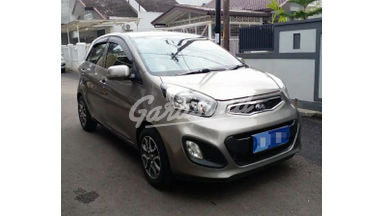 2012 KIA Picanto SE 2012 KIA Picanto SE