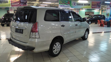 2011 Toyota Kijang Innova E+ - Barang Bagus Siap Pakai (s-1) 2011 Toyota Kijang Innova E+ - Barang Bagus Siap Pakai (s-1)