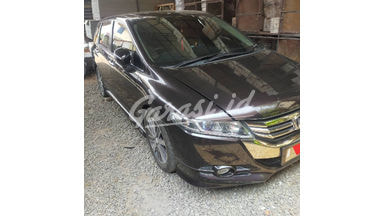 2012 Honda Odyssey 2.4 - BARANG MULUS 2012 Honda Odyssey 2.4 - BARANG MULUS