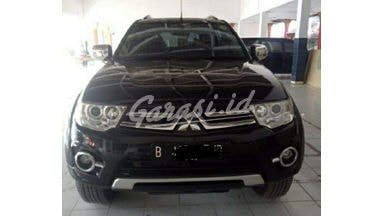 2015 Mitsubishi Pajero dakar - Km Rendah 2015 Mitsubishi Pajero dakar - Km Rendah
